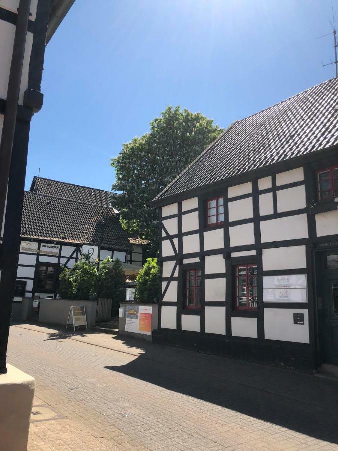 Ferienwohnungen Saarn Mülheim an der Ruhr Exterior foto